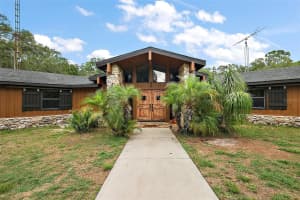 672 E Belt Ave, BUSHNELL