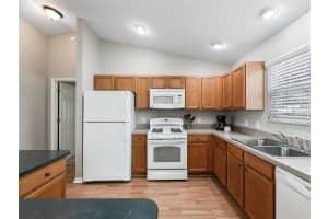 1948 HARSTON TRAIL, THE VILLAGES, FL 32162 Sold 10/10/25