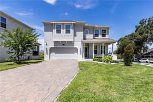 1131 Dora Parc Ln, MOUNT DORA