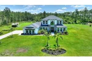 1702 Hidden Palms Dr, DAVENPORT