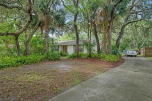 806 LEOPARD TRAIL, WINTER SPRINGS, FL 32708 Sold 08/25/25