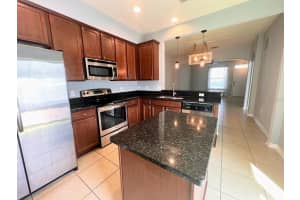 520 RAINBOW SPRINGS LOOP, GROVELAND, FL 34736 - MLS#MFRG5098766