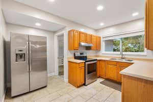 601 12TH STREET, LEESBURG, FL 34748 Sold 08/28/25