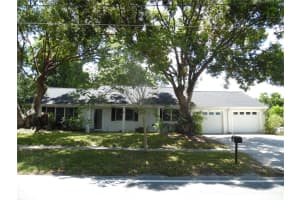 40 N Triplet Lake Dr, CASSELBERRY