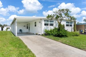 717 COACH N FOUR DRIVE, LEESBURG, FL 34748 - MLS#MFRG5098805
