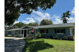 219 Magnolia Cir, EUSTIS