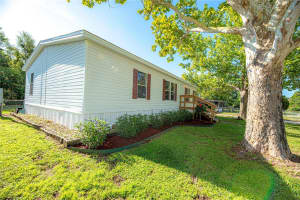36812 SKYCREST BOULEVARD, FRUITLAND PARK, FL 34731 Sold 08/08/25
