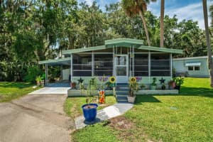 10 COCOS PLUMOSA DRIVE, EUSTIS, FL 32726 Sold 08/12/25