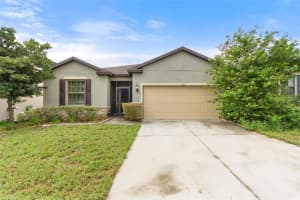 120 Citrus Isle St, DAVENPORT