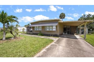 340 Creole Dr, MERRITT ISLAND