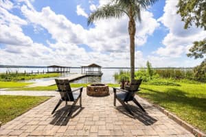 2945 Lakeshore Dr, MOUNT DORA