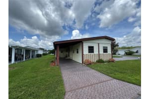 4805 COLONNADES CIR E, LAKELAND, FL 33811 - MLS#MFRG5099299