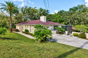 1220 COUNTRY CLUB ROAD, EUSTIS, FL 32726 - MLS#MFRG5099319