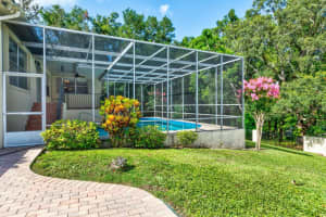 1220 COUNTRY CLUB ROAD, EUSTIS, FL 32726 - MLS#MFRG5099319