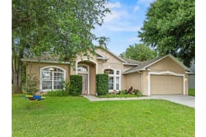 1532 Nightfall Dr, CLERMONT
