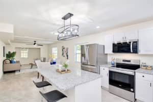 31039 WESTCHESTER AVENUE, SORRENTO, FL 32776 Sold 10/07/25