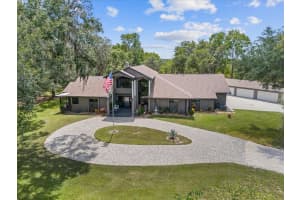 8740 LARLAN COURT, INVERNESS, FL 34450 Sold 10/06/25