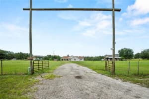 41636 OUTLAW LANE, WEIRSDALE, FL 32195 - MLS#MFRG5099467