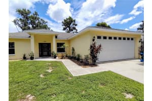 876 CR 467, LAKE PANASOFFKEE, FL 33538 - MLS#MFRG5099469