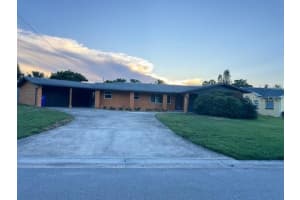 1503 Canal Ct, TAVARES