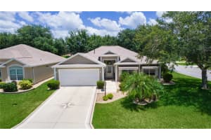 537 THISTLEDOWN WAY, THE VILLAGES, FL 32162 Sold 10/28/25