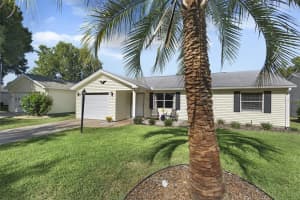 610 Prado Dr, LADY LAKE