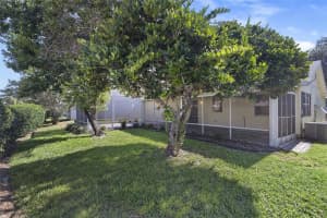 610 PRADO DRIVE, LADY LAKE, FL 32159 - MLS#MFRG5099559