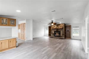 571 LINDSEY DRIVE, LAKELAND, FL 33809 - MLS#MFRG5099575