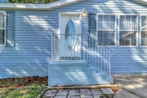 1128 FOREST LANE, TAVARES, FL 32778 - MLS#MFRG5099594