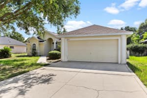 2414 MOONLIGHT LANE, EUSTIS, FL 32726 - MLS#MFRG5099605