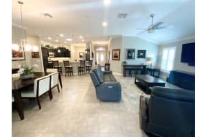 3343 HOLLYOAK WAY, THE VILLAGES, FL 32163 Sold 08/26/25