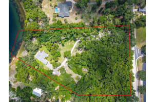 402 LAKE STREET, UMATILLA, FL 32784 Sold 09/23/25