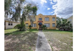 426 E Citrus Ave, EUSTIS