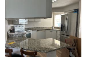1353 WINDSOR STREET, TAVARES, FL 32778 - MLS#MFRG5099707
