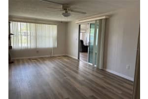 1353 WINDSOR STREET, TAVARES, FL 32778 - MLS#MFRG5099707