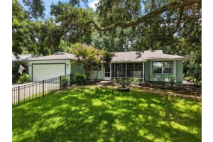 2549 COUNTRY CLUB ROAD, EUSTIS, FL 32726 Sold 08/28/25