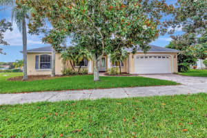 13036 Baybrook Ln, CLERMONT