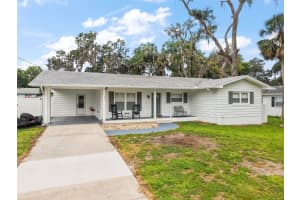 1417 Park Dr, LEESBURG