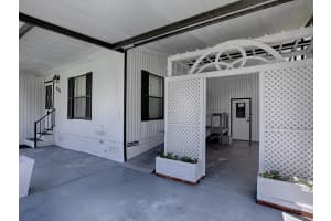 605 JASON DRIVE, LADY LAKE, FL 32159 - MLS#MFRG5099881