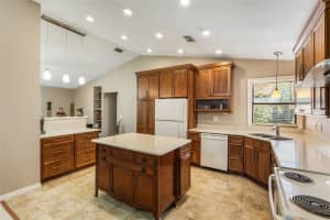 2357 PINE STREET, OVIEDO, FL 32765 - MLS#MFRG5099989