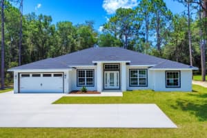 2957 E Gladys St, INVERNESS