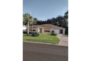 2766 Privada Dr, THE VILLAGES