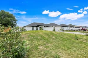 2412 AINSWORTH AVENUE, DELTONA, FL 32738 - MLS#MFRG5100174