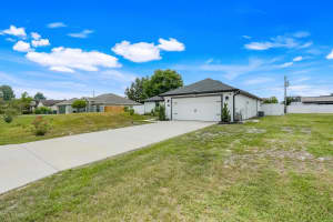 2412 AINSWORTH AVENUE, DELTONA, FL 32738 - MLS#MFRG5100174
