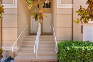 5427 Admiral Way, OXFORD