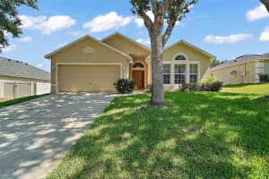 MLS# MFRG5100262, Eustis, Florida 32726