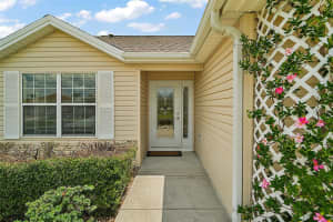 2377 LONGBOW TRAIL, THE VILLAGES, FL 32162 - MLS#MFRG5100312