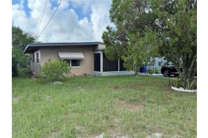 1117 Oakland, TAVARES