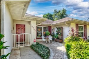 2705 AUTUMN LANE, EUSTIS, FL 32726 - MLS#MFRG5100385
