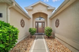 370 BISHOPVILLE LOOP, THE VILLAGES, FL 32162 Sold 10/01/25